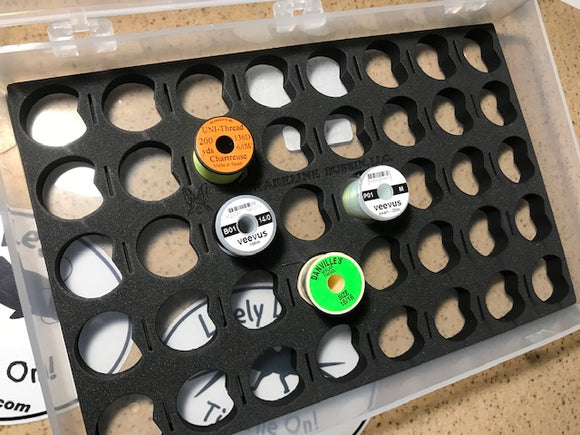 Fly Tyers Thread/ Spool Stash Box by Hareline Dubbin